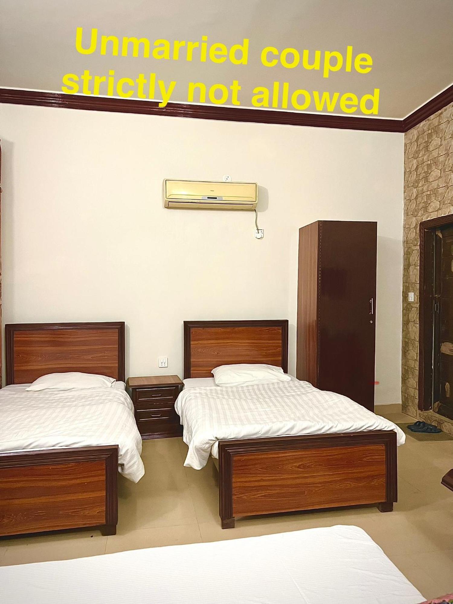 Babar House Hotel ไฟซาลาบัด ภายนอก รูปภาพ
